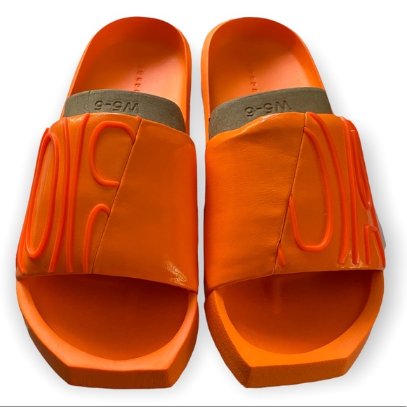 Nike Jordan NOLA - Orange Slides NIB NEW size 5 but runs BIG (more like 6) - Picture 3 of 5